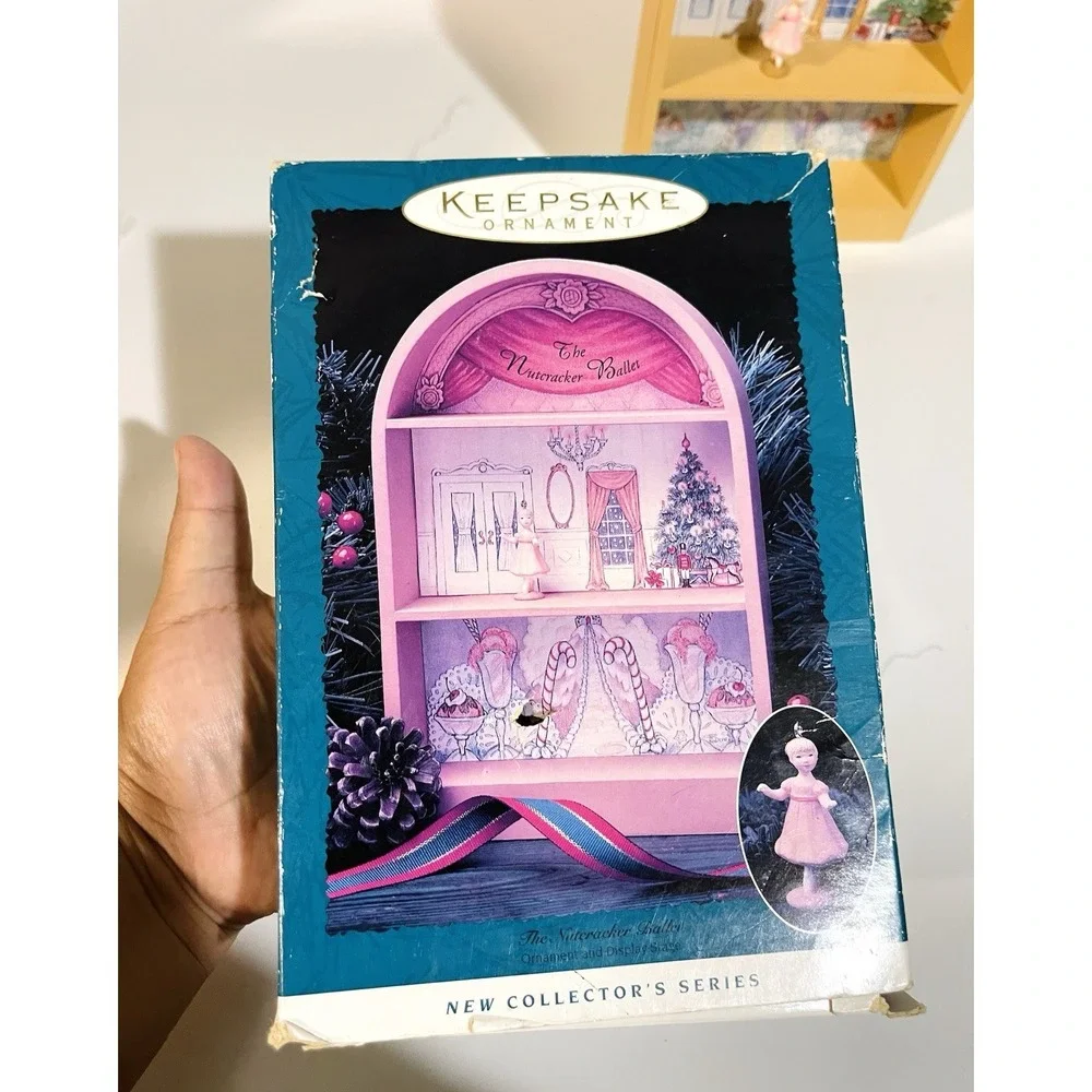 Hallmark The Nutcracker Ballet House/Display Stage Keepsake Ornament 1996